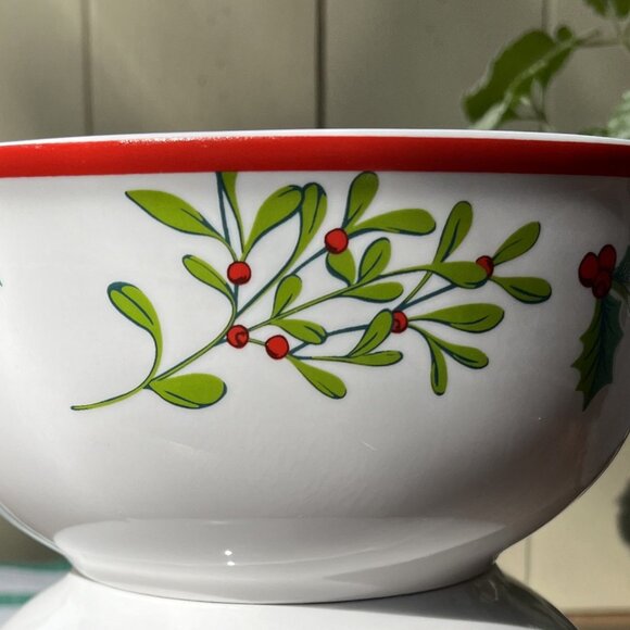 2 Porcelain Bowls Tis the Season Royal Norfolk Christmas Holly - Picture 6 of 13